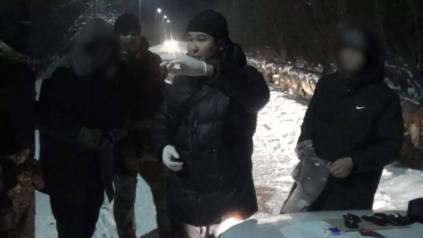 Наркотики на 27 млн тенге изъяли у закладчика полицейские ВКО